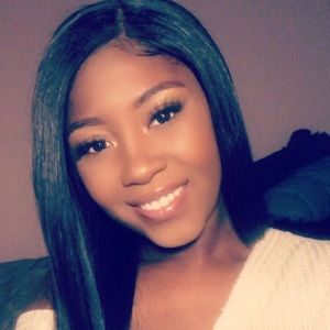 Meet your Posher, Jasmine